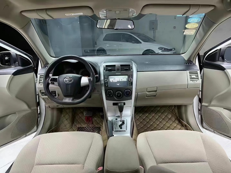 成都14年丰田卡罗拉6