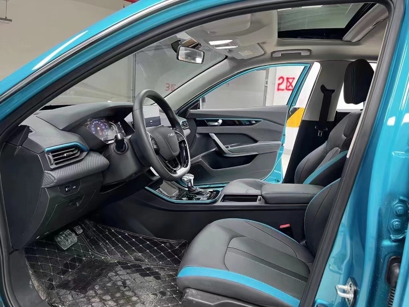 成都21年东风奕炫8