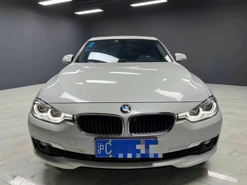 成都16年宝马3系1