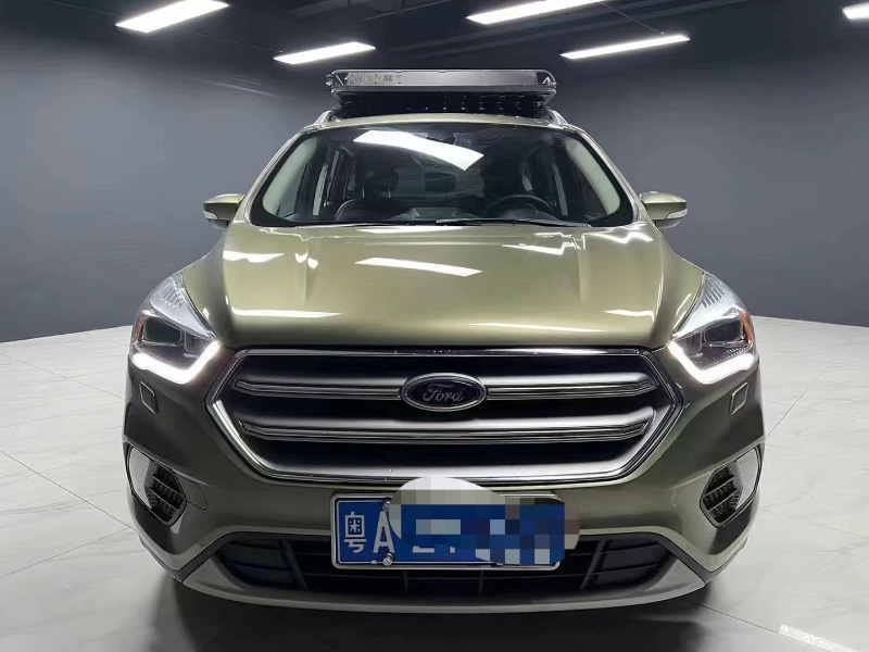成都18年福特翼虎1
