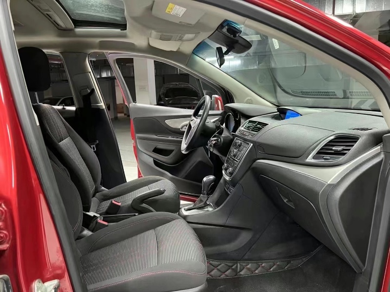 成都16年别克昂科拉8