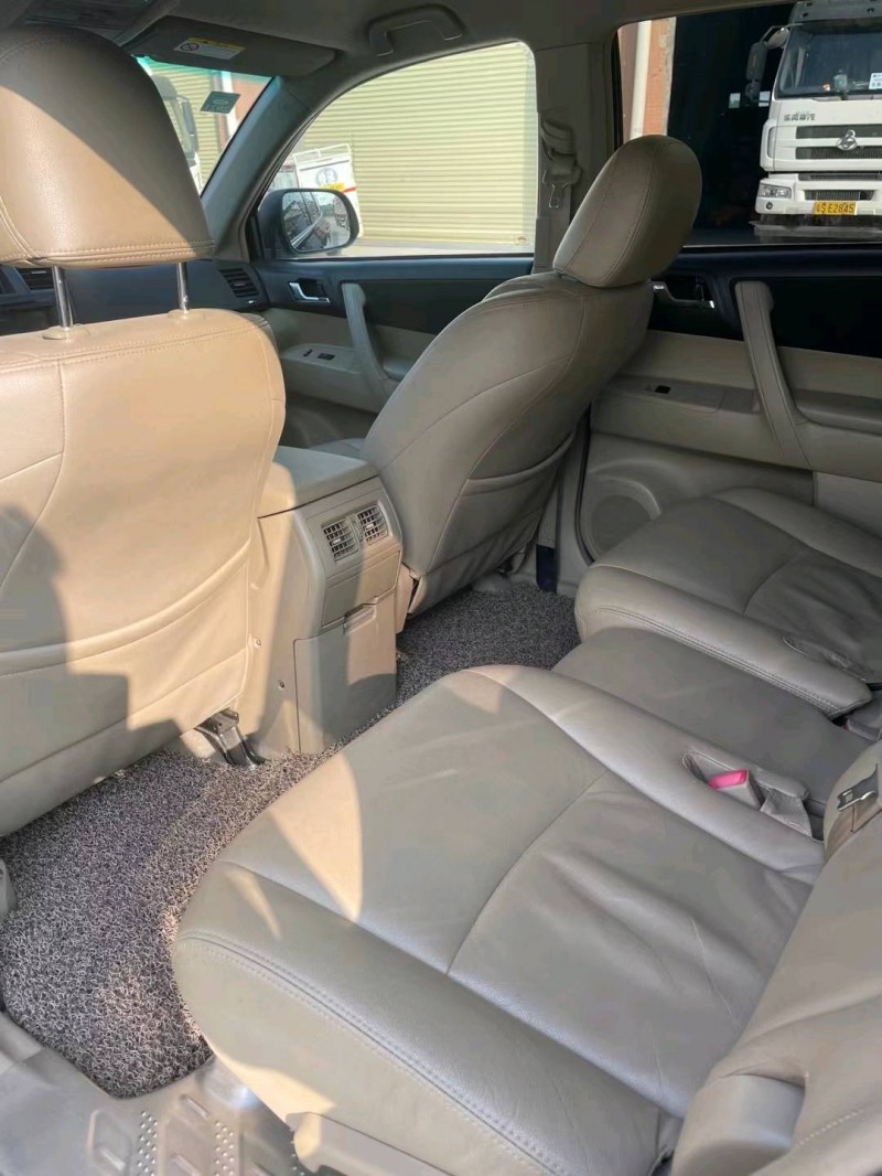 东莞14年丰田汉兰达5