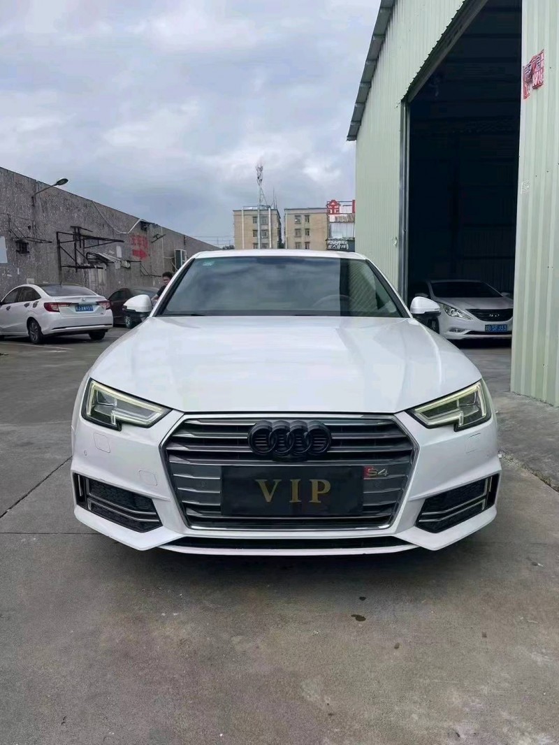珠海18年奧迪A4L9
