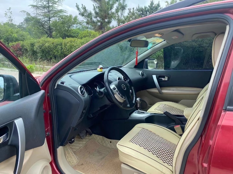 青岛13年日产逍客6