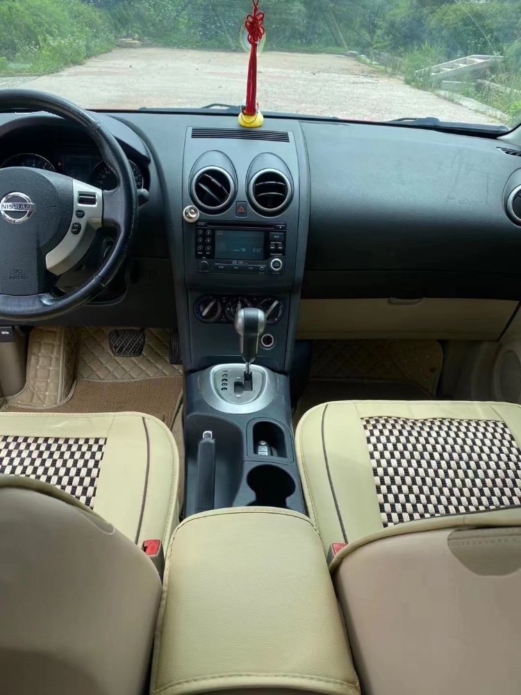 青岛13年日产逍客4