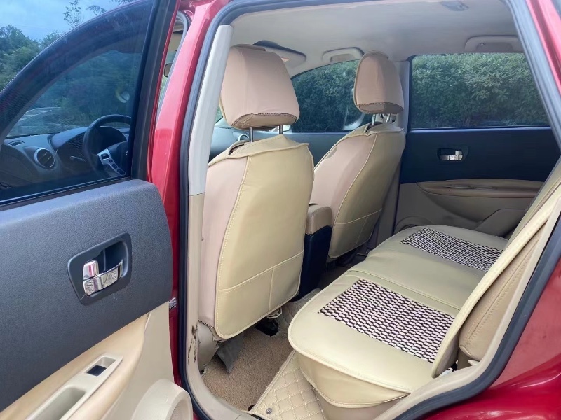 青岛13年日产逍客5