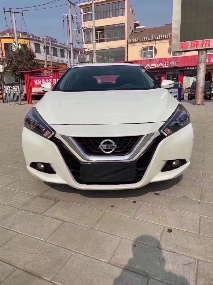 北京16年日产蓝鸟8