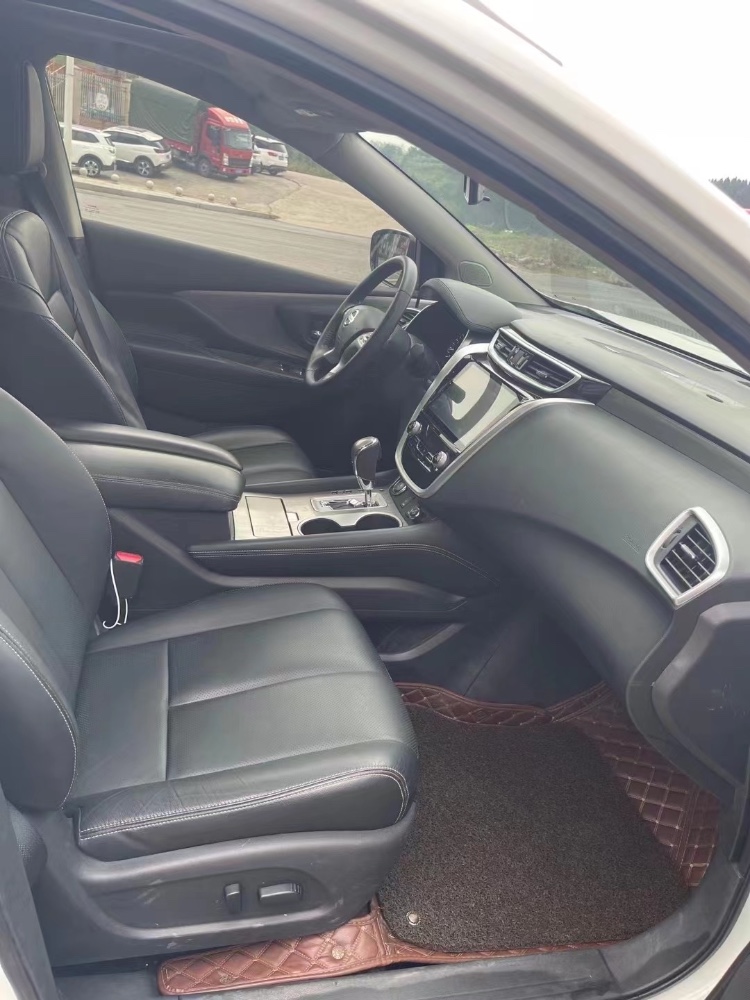 成都19年日产楼兰9