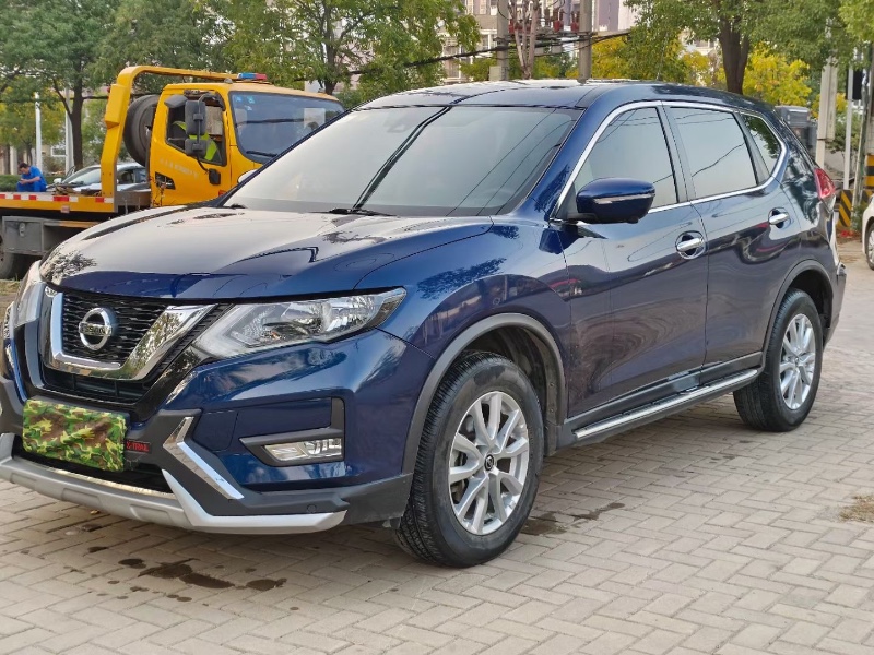 宜昌18年日產奇駿5
