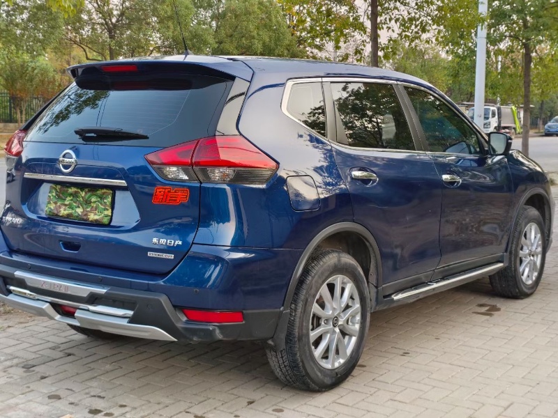 宜昌18年日產奇駿4