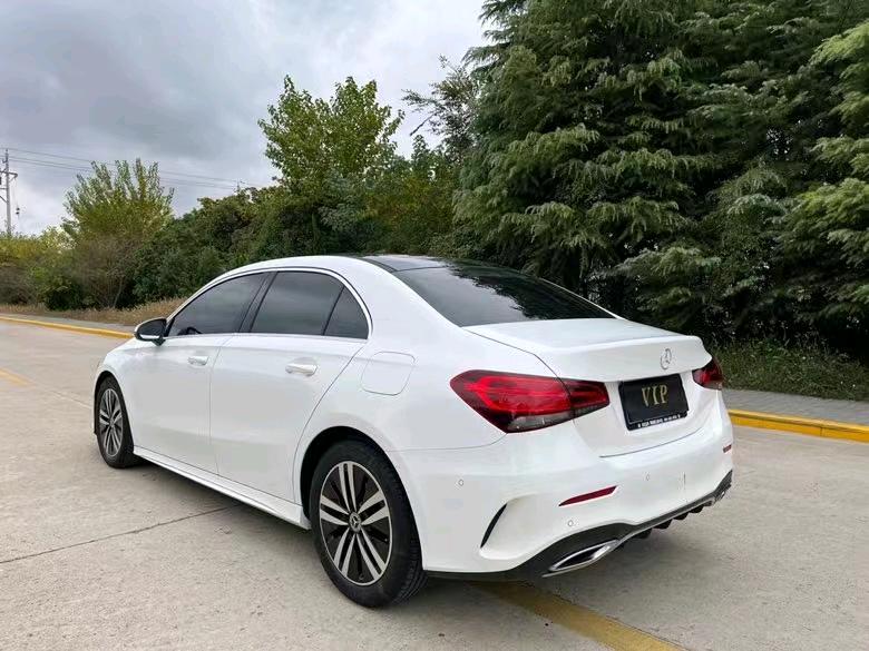 盐城19年奔驰A8