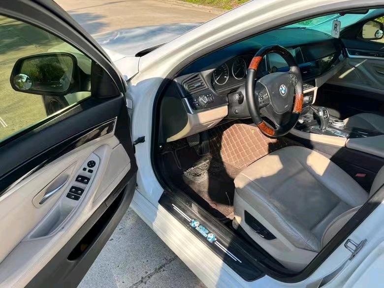 盐城11年宝马5系4