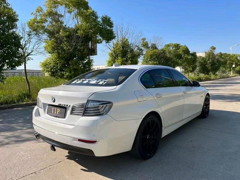 盐城11年宝马5系8