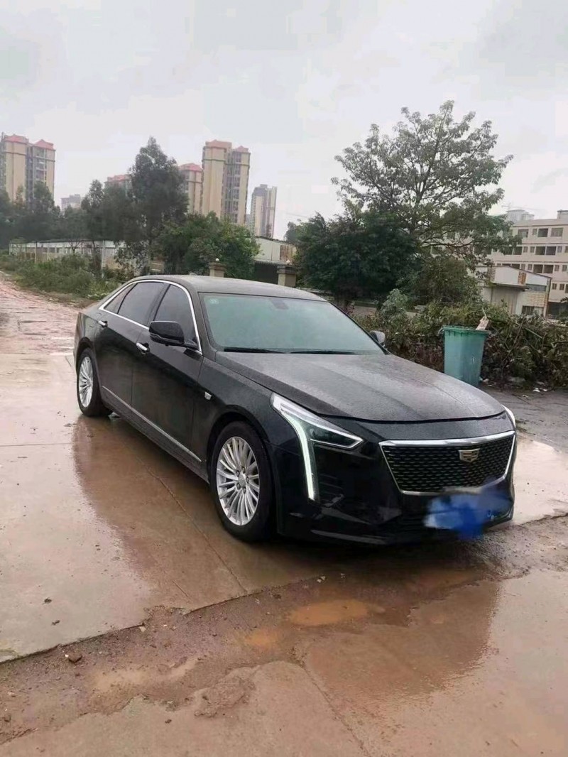 珠海20年凱迪拉克CT66