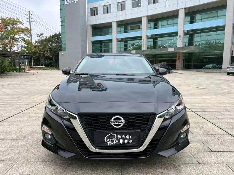 盐城20年日产天籁1