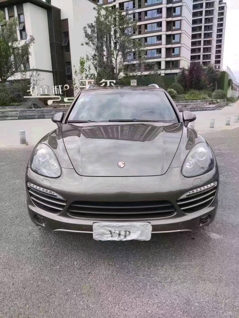 廊坊12年保時捷卡宴1