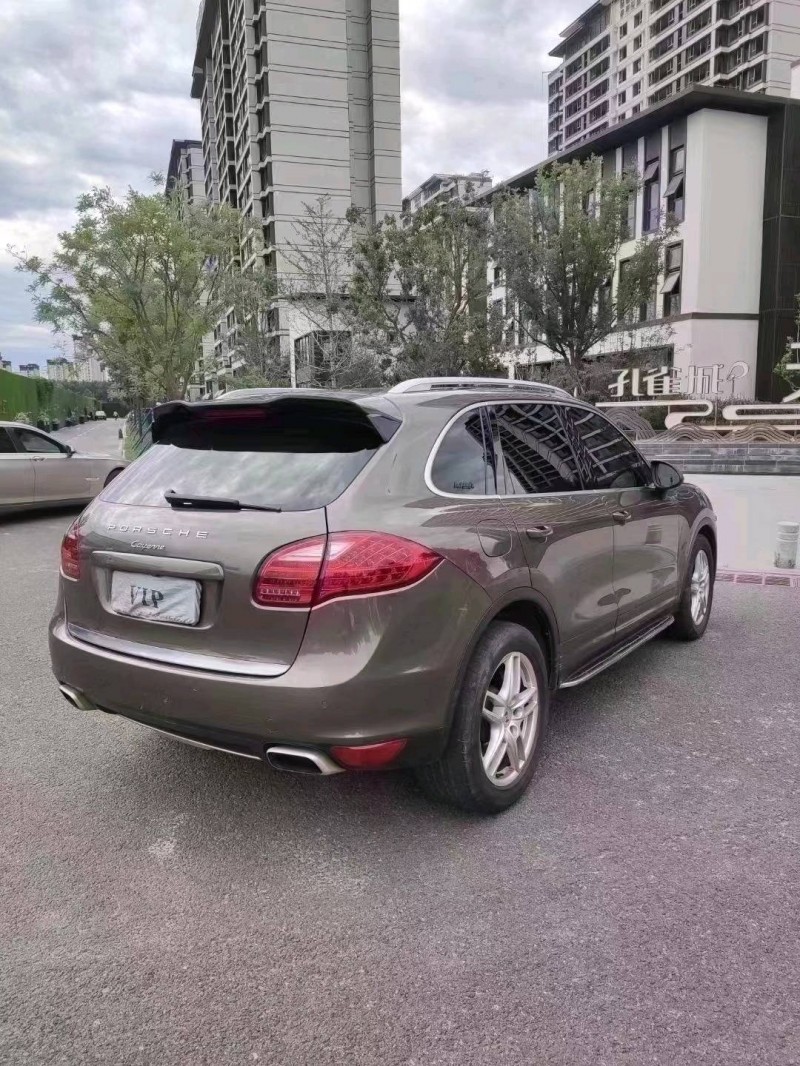 廊坊12年保时捷卡宴5