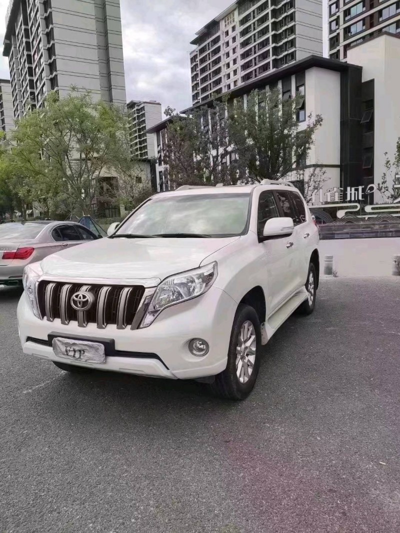 廊坊17年丰田普拉多2