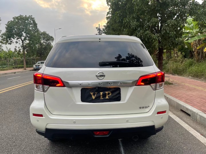 东莞21年日产途达4