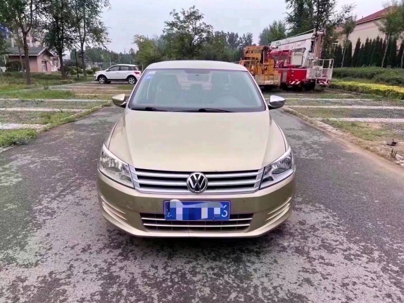 北京14年大众桑塔纳1