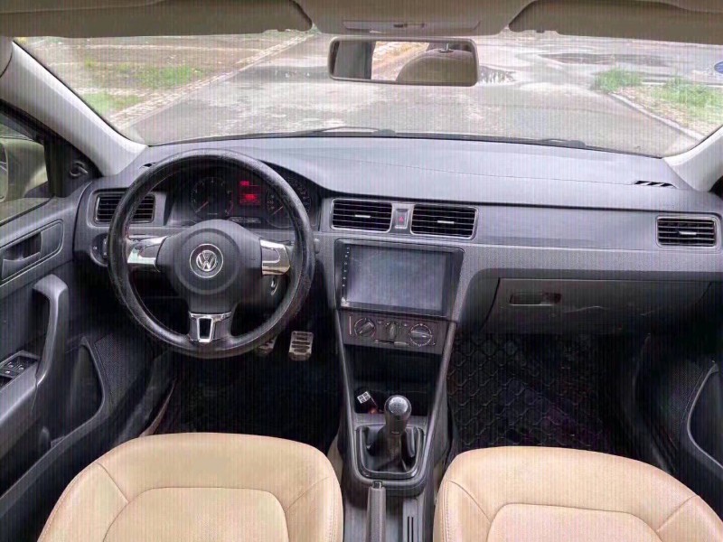 北京14年大众桑塔纳4