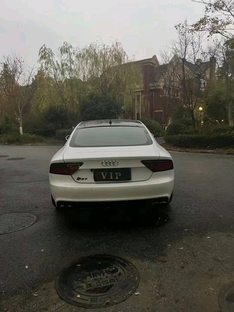 东营14年奥迪A7L9