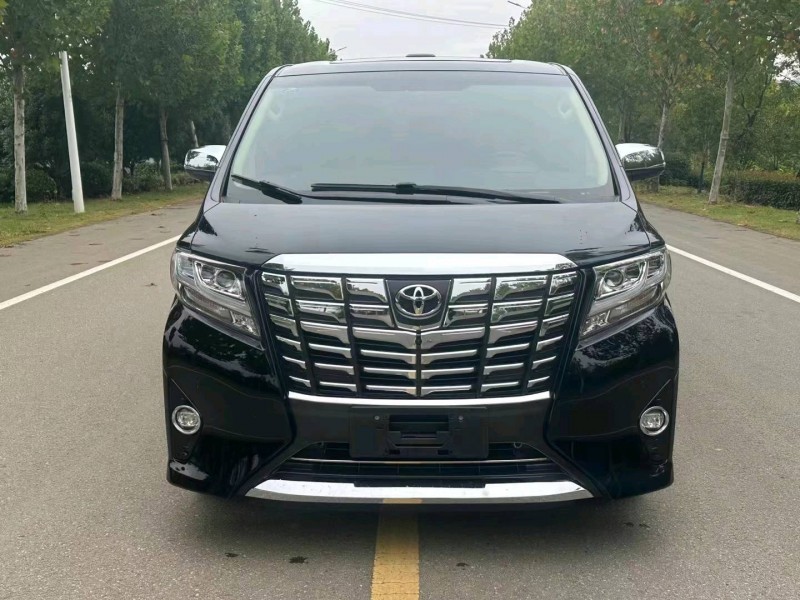 徐州18年丰田埃尔法1