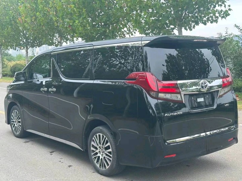 徐州18年丰田埃尔法7