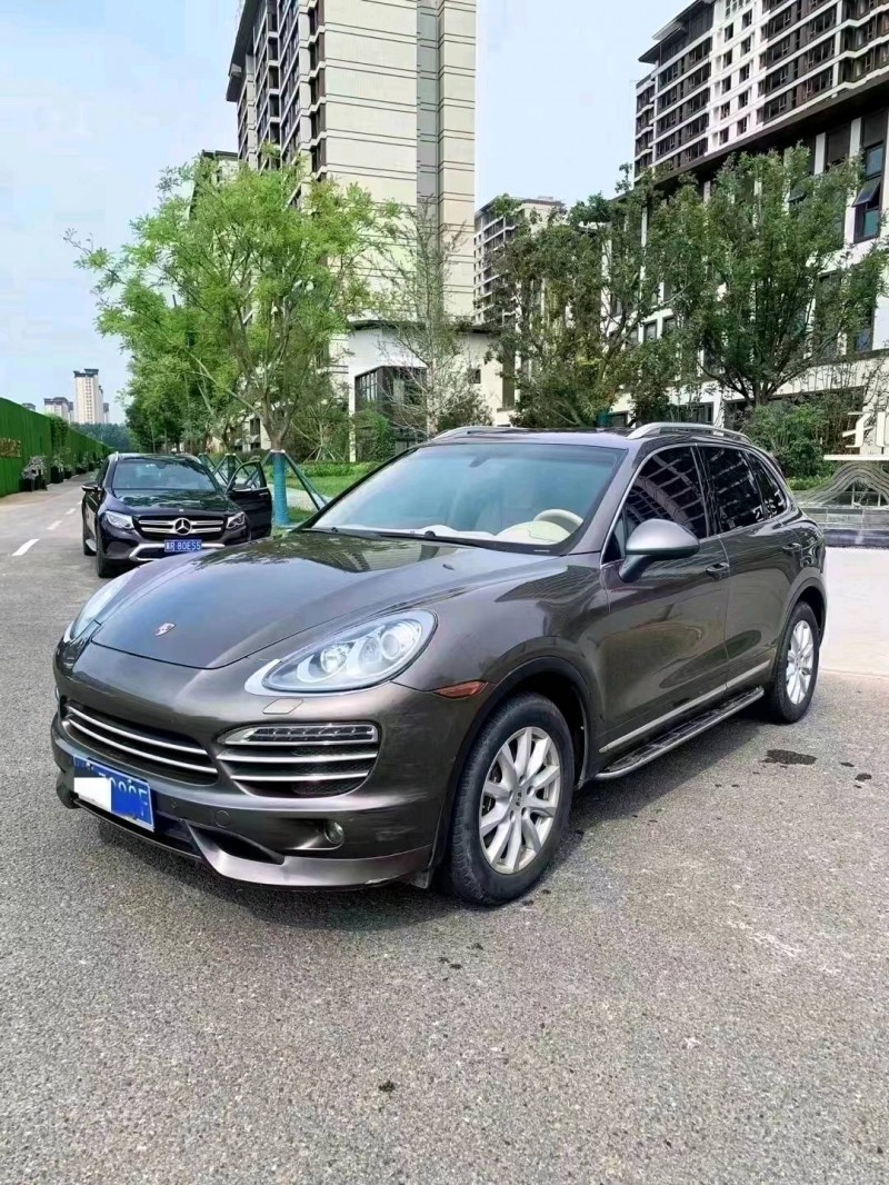 廊坊13年保时捷卡宴2