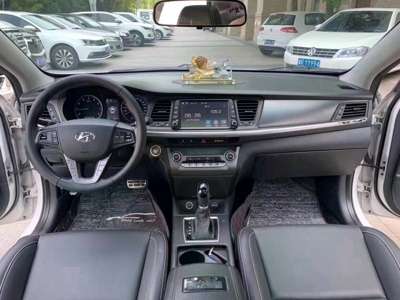 廊坊17年现代名图4