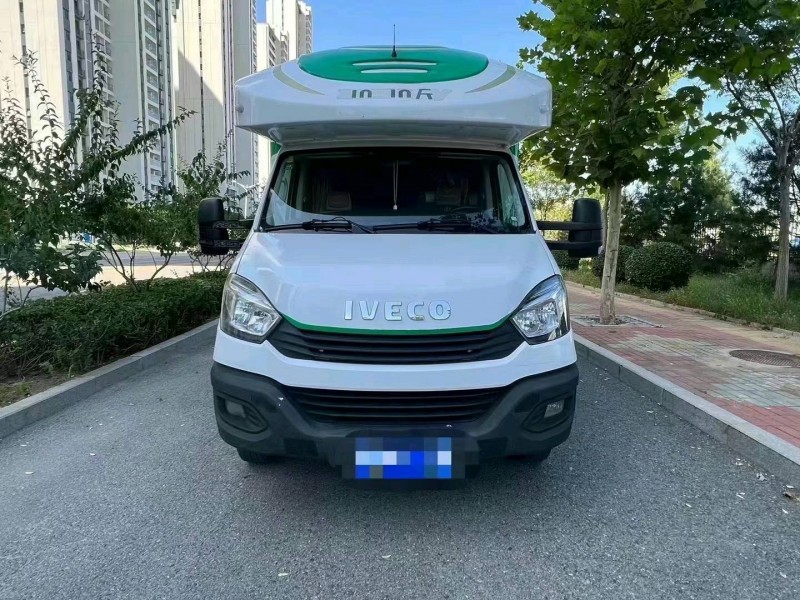 邯郸19年依维柯房车1