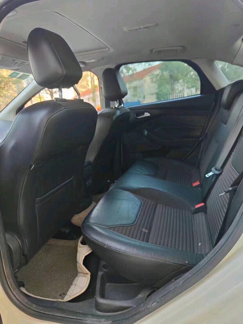 北京16年福特福克斯5