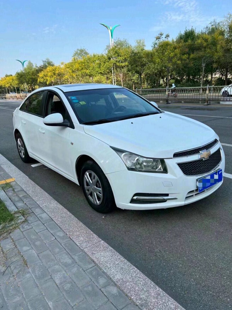 北京13年雪佛兰科鲁兹2