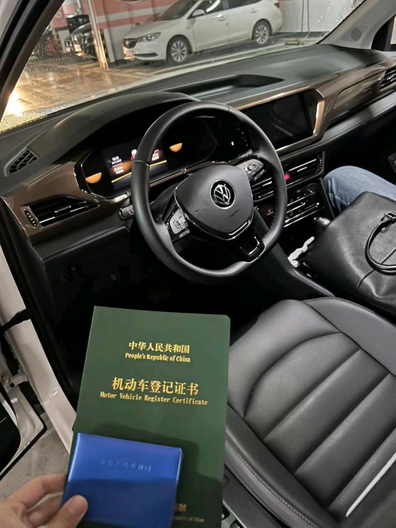济宁22年大众途岳6