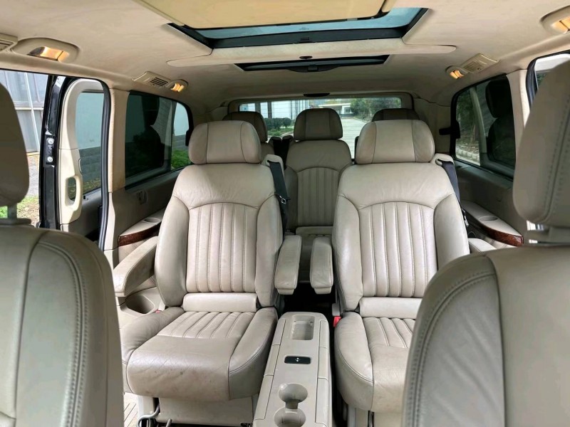 盐城13年奔驰唯雅诺6