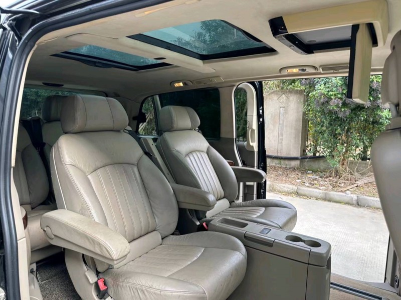 盐城13年奔驰唯雅诺7