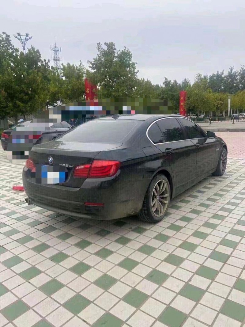 北京12年宝马5系7