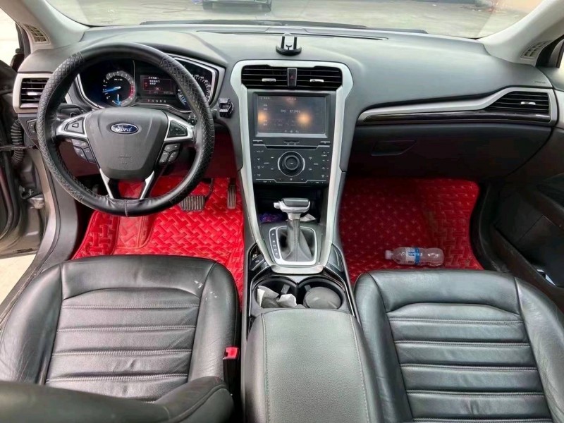 济宁14年福特蒙迪欧8