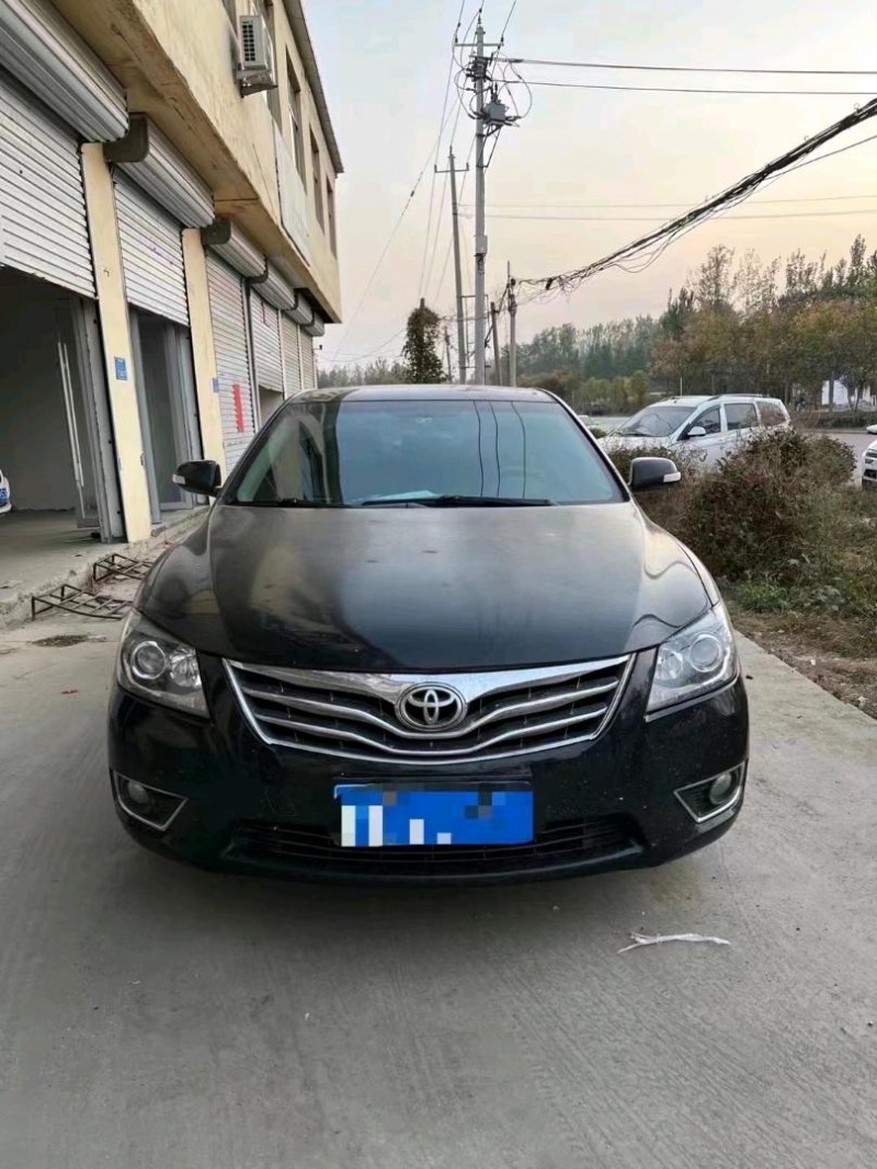 北京14年丰田凯美瑞8