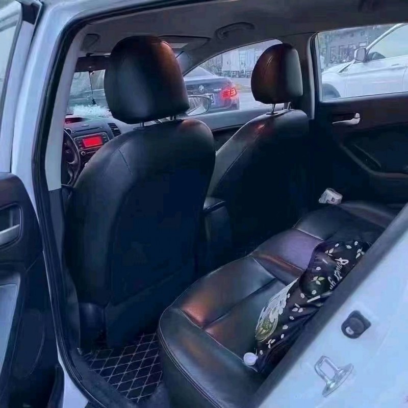 济宁16年起亚K3S7