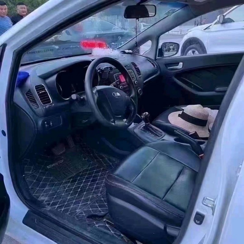 济宁16年起亚K3S9