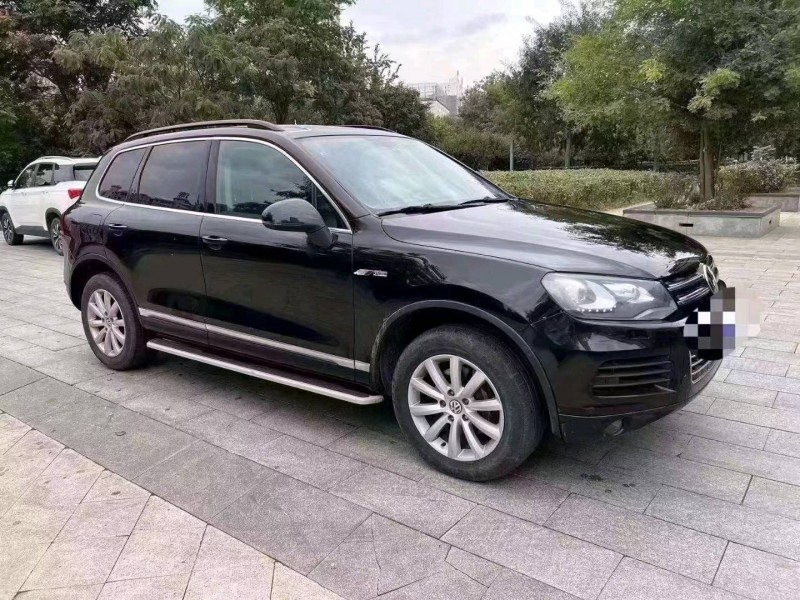 济宁12年大众途锐2