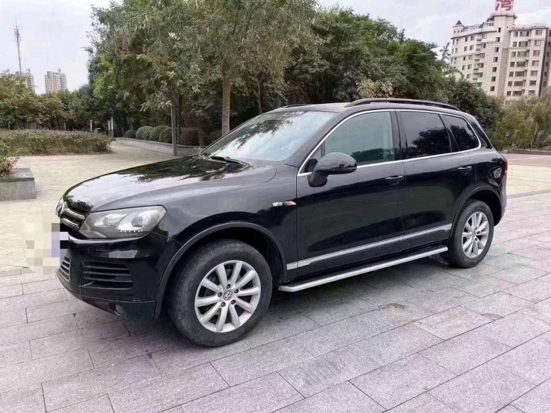 济宁12年大众途锐3