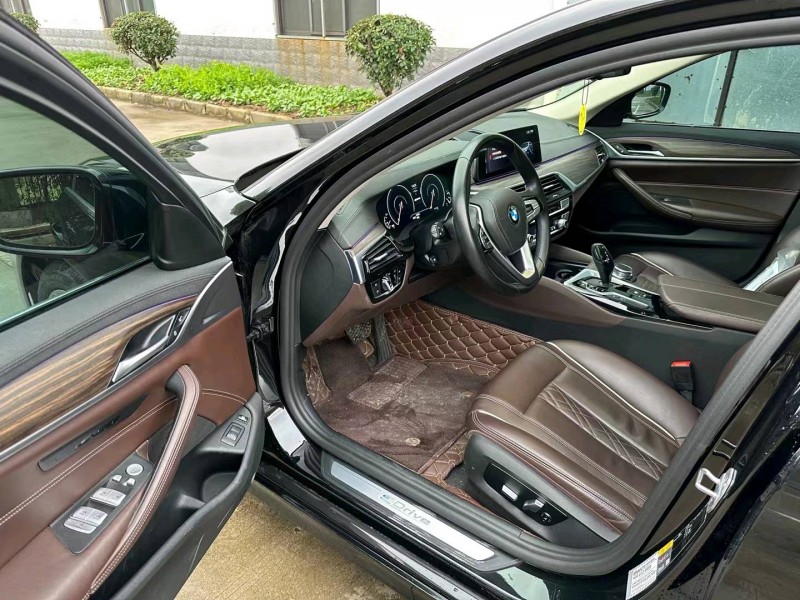 盐城19年宝马5系3