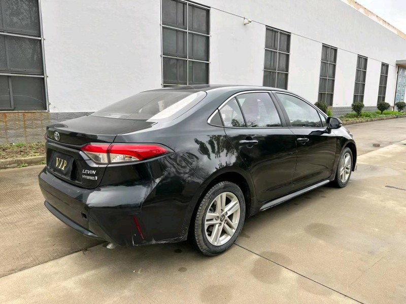 盐城20年丰田雷凌3