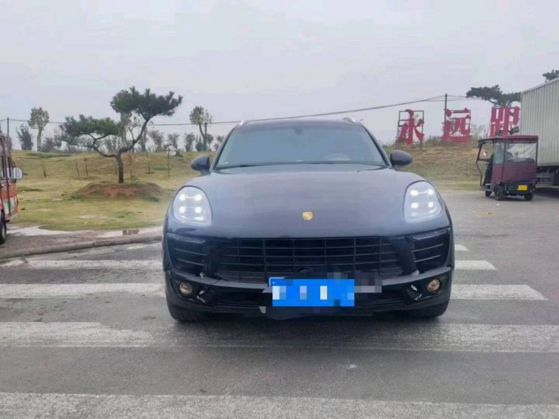 邯郸15年保时捷Macan1