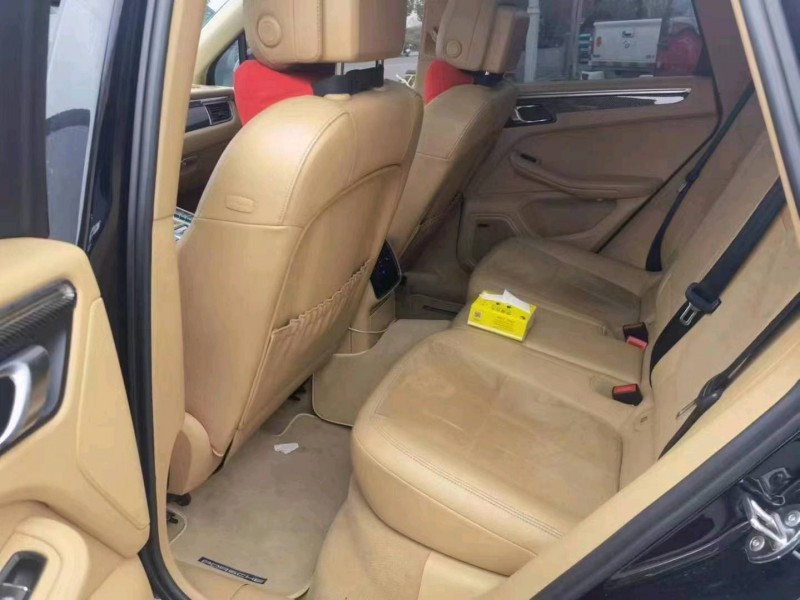 邯郸15年保时捷Macan7