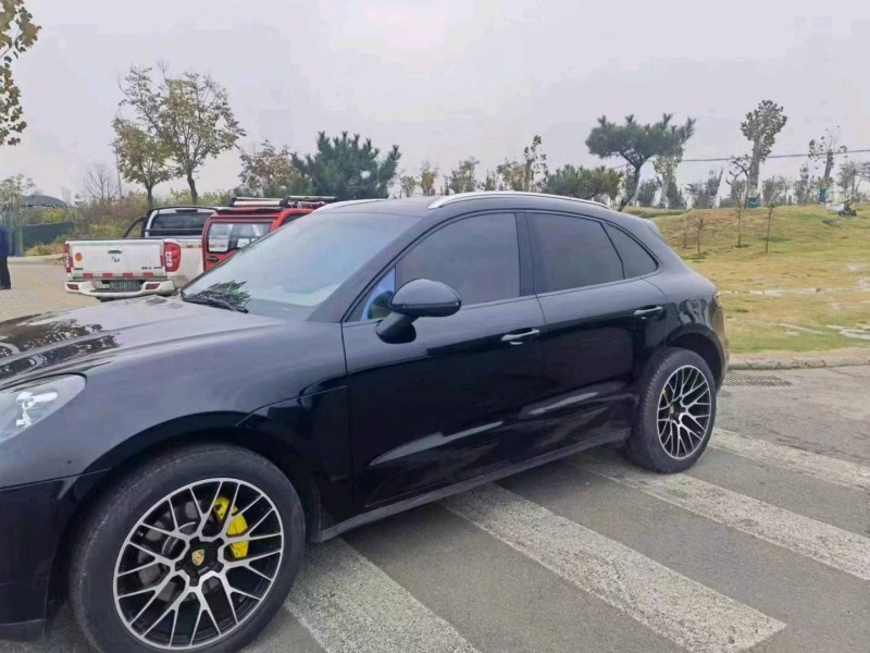 邯郸15年保时捷Macan9