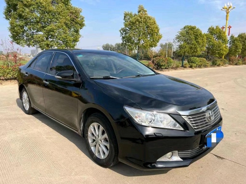 盐城13年丰田凯美瑞3