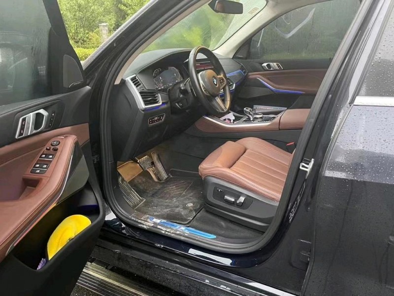 盐城21年宝马X56